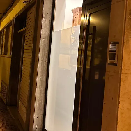 A Casa Na Estrela Appartement Lissabon Buitenkant foto